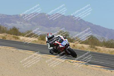 media/Mar-23-2025-CVMA (Sun) [[674f32b282]]/Race 7-Formula LW Twins Shootout/